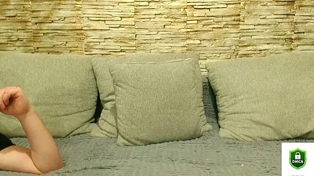 sarah_miaaa's cam snapshot