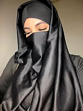 Zeynep-Lahsen's cam snapshot