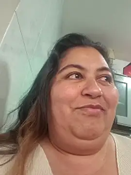 curvy_diva_'s cam snapshot