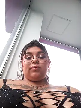 snow_belle's cam snapshot