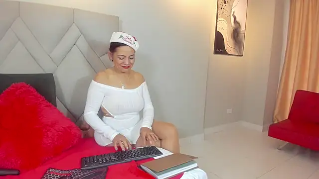 Kasandra_Gomez's cam snapshot