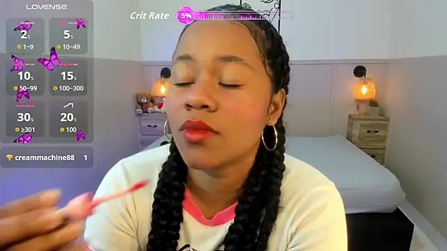 AuroraSky8's cam snapshot