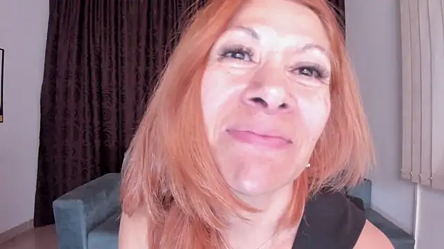 cintiagreyx's cam snapshot