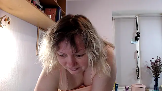 Lusi-777's cam snapshot