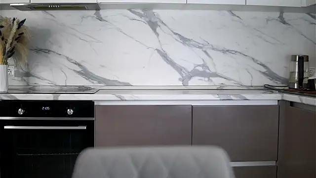 YettaCalabria's cam snapshot