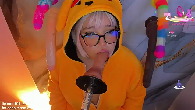 hinata_dolly's cam snapshot