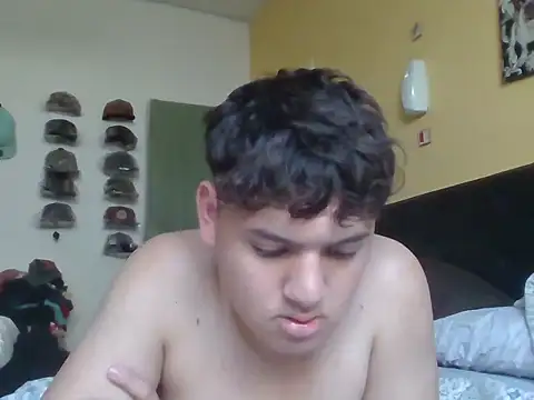 Myboy0020 live sex cam