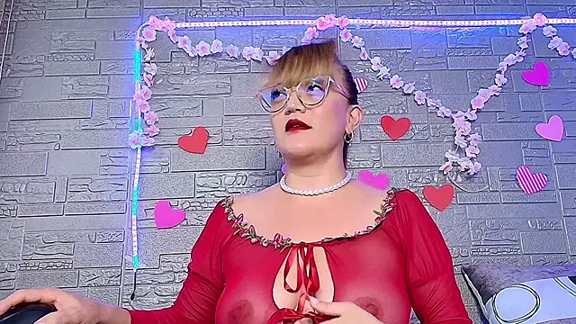 naomi_diamond_'s cam snapshot