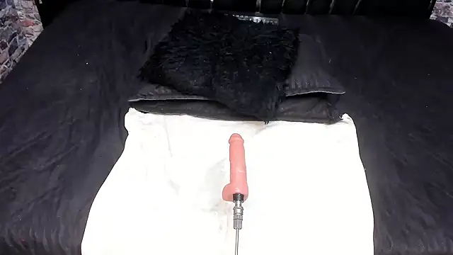 ALYANNA_HOT_'s cam snapshot