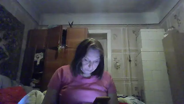 AnnaLive570's cam snapshot