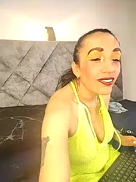 Shantey_Laurent's cam snapshot