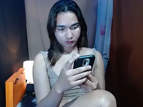 PinayTransCountX live sex cam