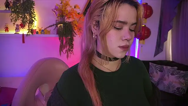 albaismynameX's cam snapshot