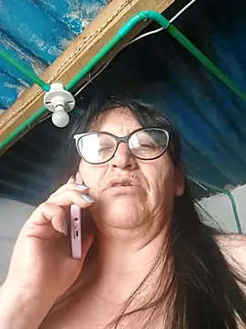 clarita_01's cam snapshot