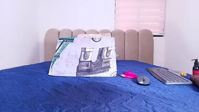 ashly_mr's cam snapshot