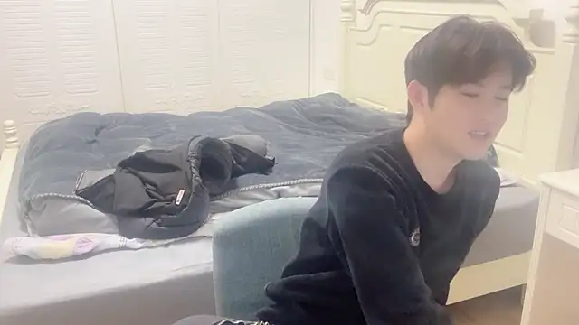 xlong00099 live sex cam