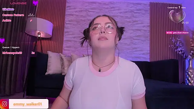 emmy_walker's cam snapshot