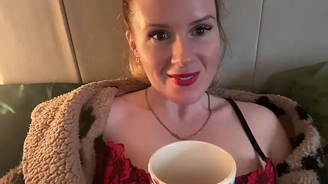 redheadrosie69's cam snapshot