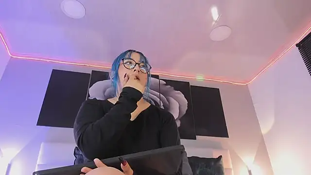 sofi_bakerr's cam snapshot