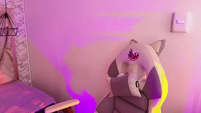 Queen_perla_'s cam snapshot