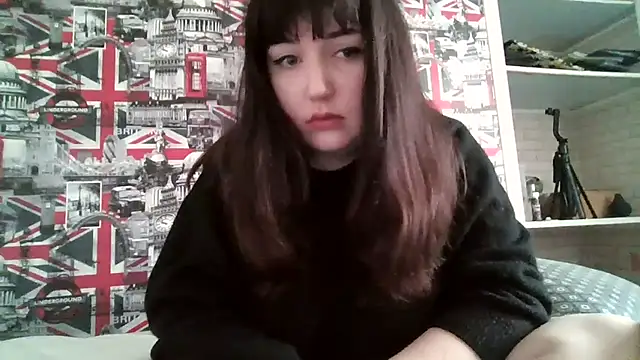 Lynylou's cam snapshot