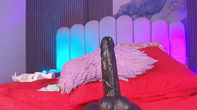 jones_maddy_'s cam snapshot