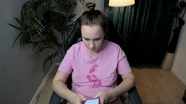 Lika_0ne's cam snapshot