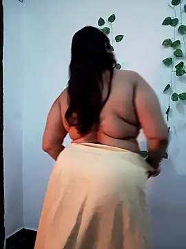 Taniya-2025 live sex cam