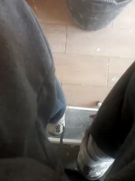 Valencianoo411's cam snapshot