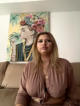 AllysonK's cam snapshot