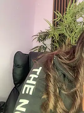 michell_boobs_'s cam snapshot