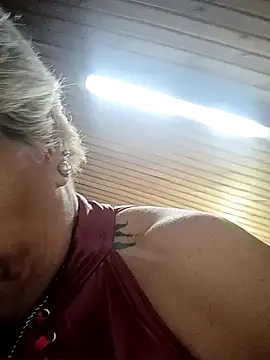 DirtyBIianca's cam snapshot