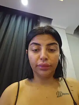 Zarayuce live sex cam