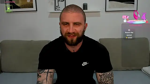 Gerard_Finbar's cam snapshot