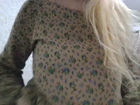 CarlyTreat's cam snapshot