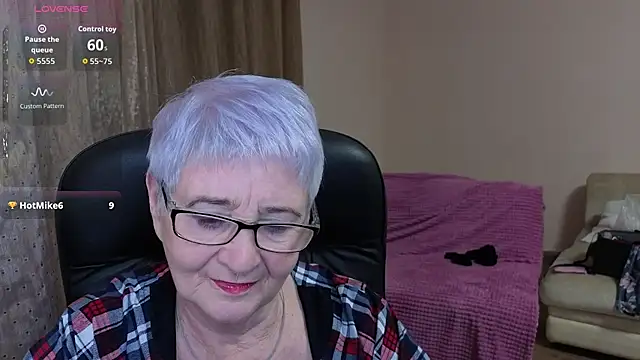 Sandra_Snowflake's cam snapshot