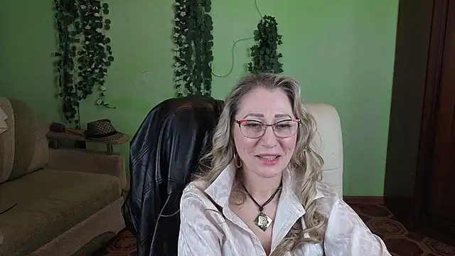 Habibi_Honeyy's cam snapshot