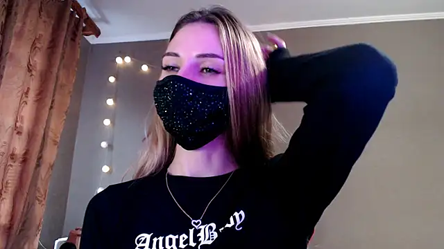 Iris_lave's cam snapshot