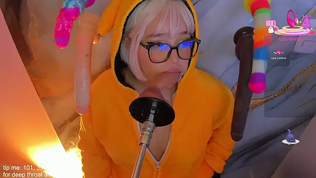 hinata_dolly's cam snapshot