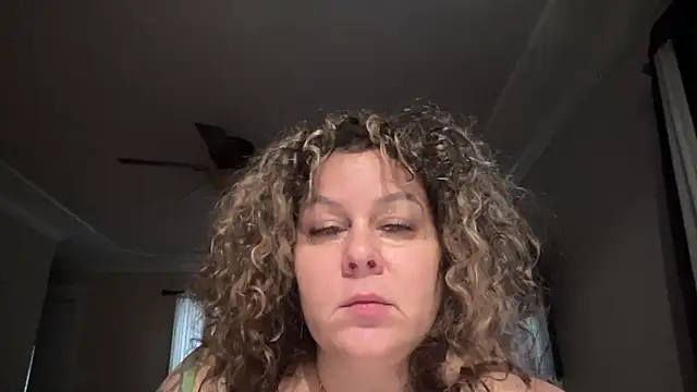 WorldsGreatestCockRater's cam snapshot