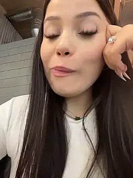 Chloe__Moon live sex cam