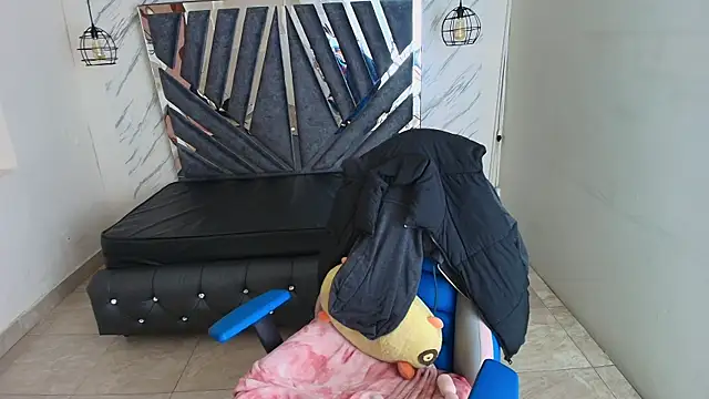 lorem_adams's cam snapshot