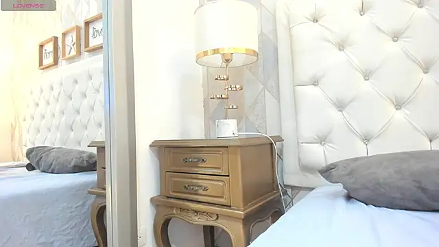 ambar_watsson's cam snapshot