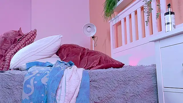 KendalMilleer's cam snapshot