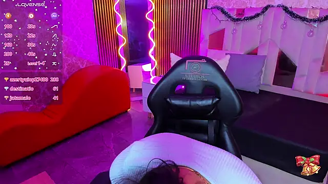 Adisson_Tay's cam snapshot