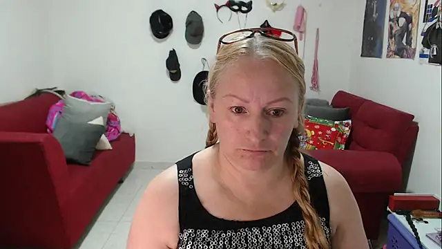 emperabigbootybigass's cam snapshot