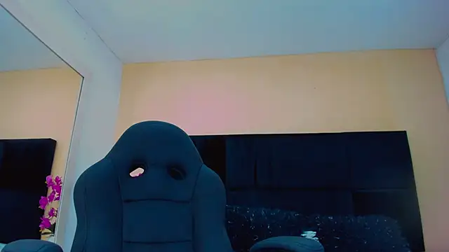 MaddyCrofft's cam snapshot