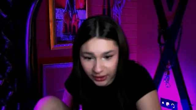 KimClarks_'s cam snapshot