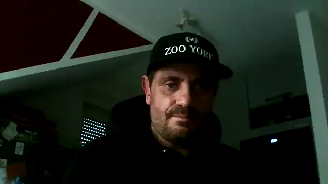 burnzzz81's cam snapshot