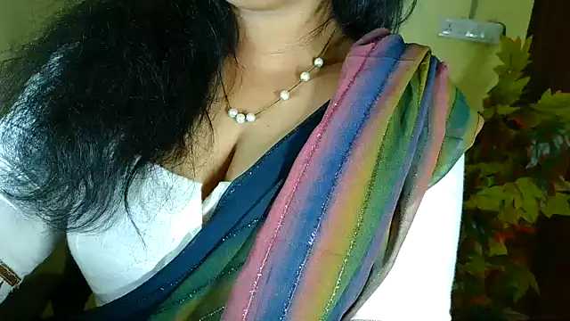 Mallu_MayaMadhav's cam snapshot